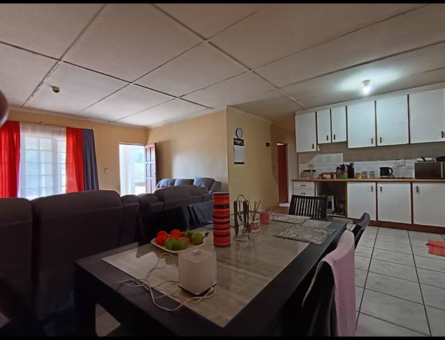 3 BEDROOM SIMPLEX FOR SALE IN GREENWOOD PARK